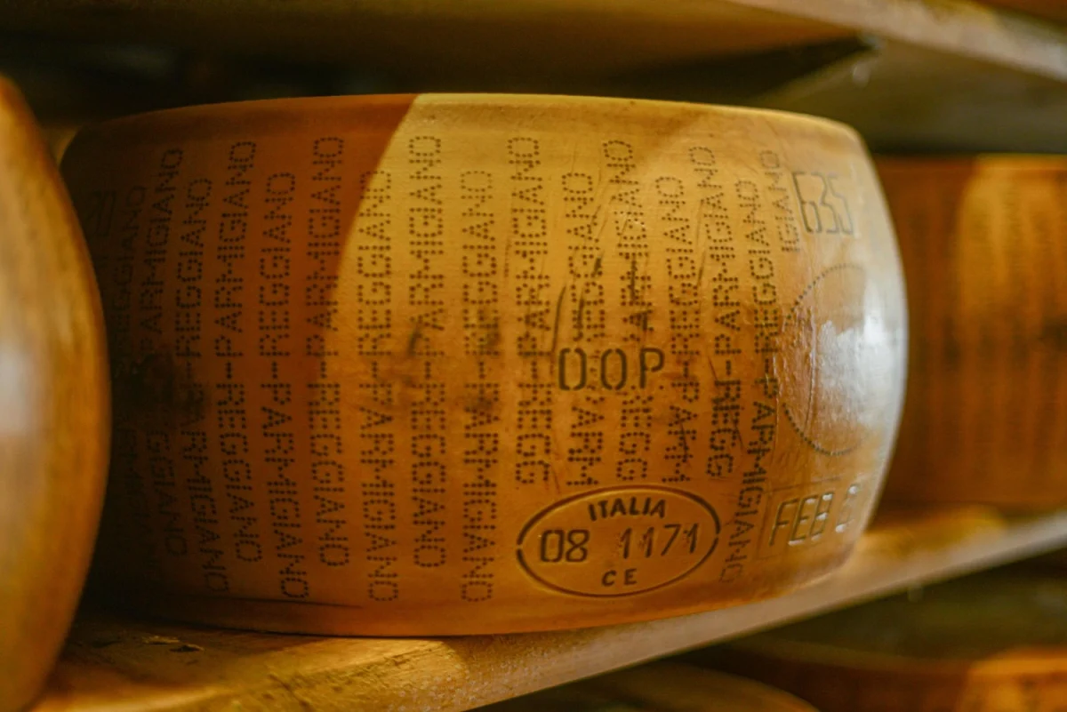 Imagen de Descubre el corazón lácteo de Italia recorriendo la Ruta del Queso por Emilia-Romaña