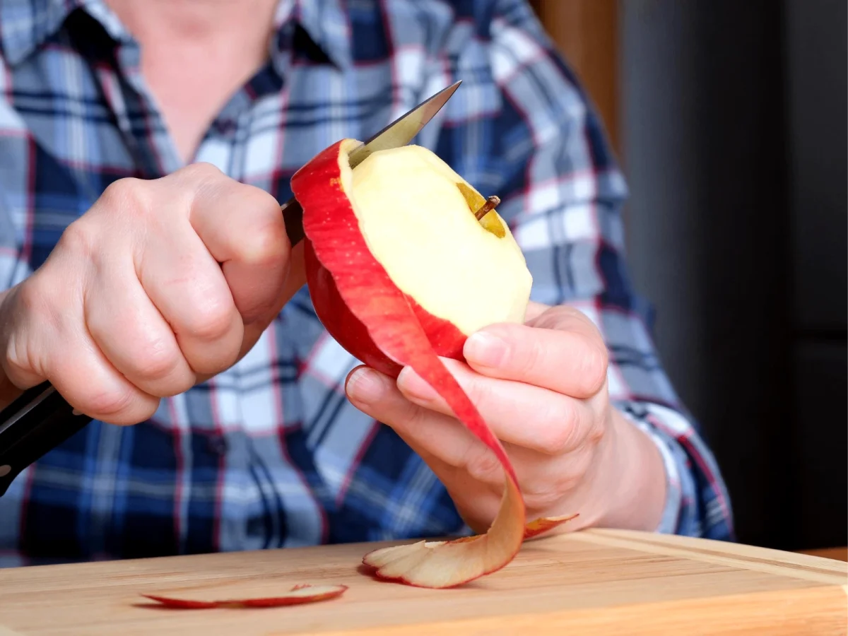 Imagen de Pelar la fruta resulta nocivo para el medio ambiente