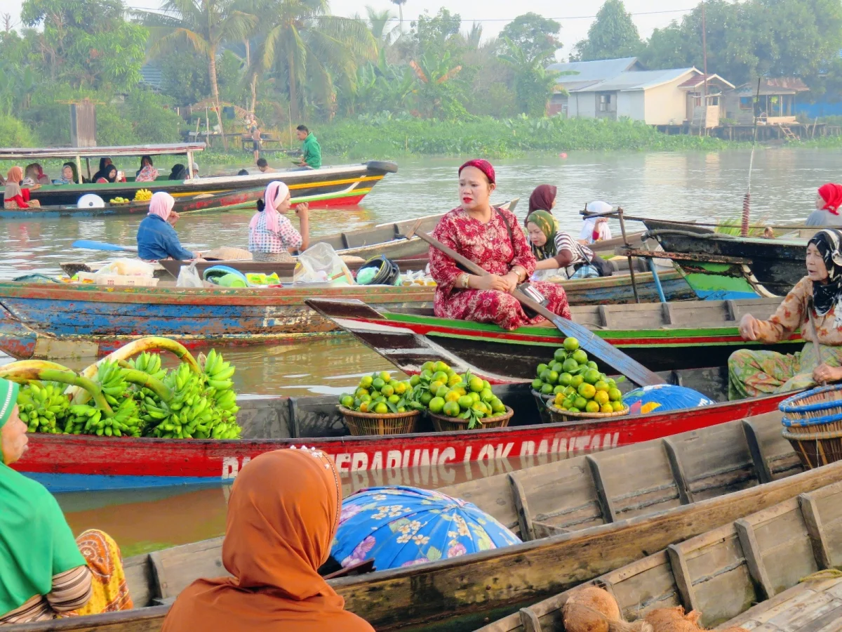 Imagen de Mujeres del río Martapura, alma y fuerza del Mercado Flotante de Banjarmasin 8 Imagen de Mujeres del río Martapura, alma y fuerza del Mercado Flotante de Banjarmasin