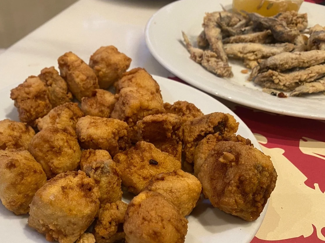 Imagen de Sevilla para comérsela: 10 platos que definen el alma andaluza