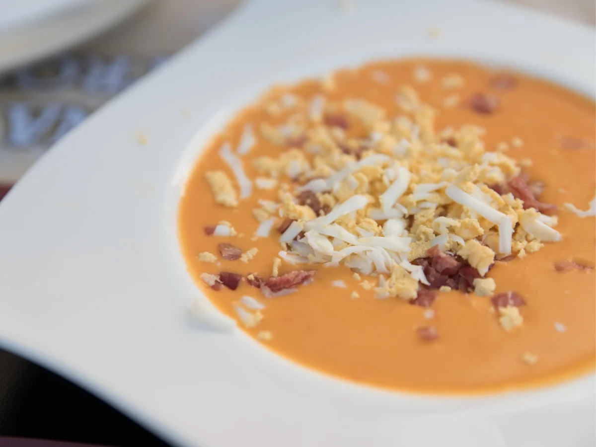 Imagen de Sevilla para comérsela: 10 platos que definen el alma andaluza