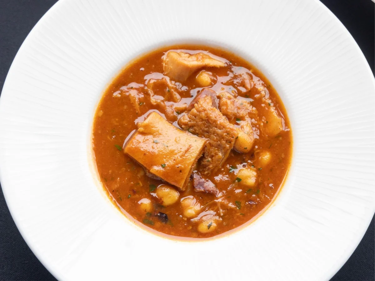 Imagen de L’Artesana Santa Eulàlia gana el Mundial de Callos 2025 con una receta que rompe moldes