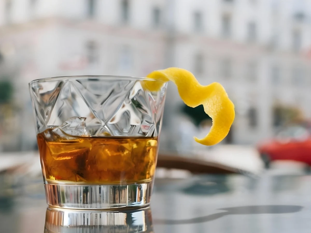 Imagen de De Nueva Orleans a Hollywood: el viaje de los cócteles americanos