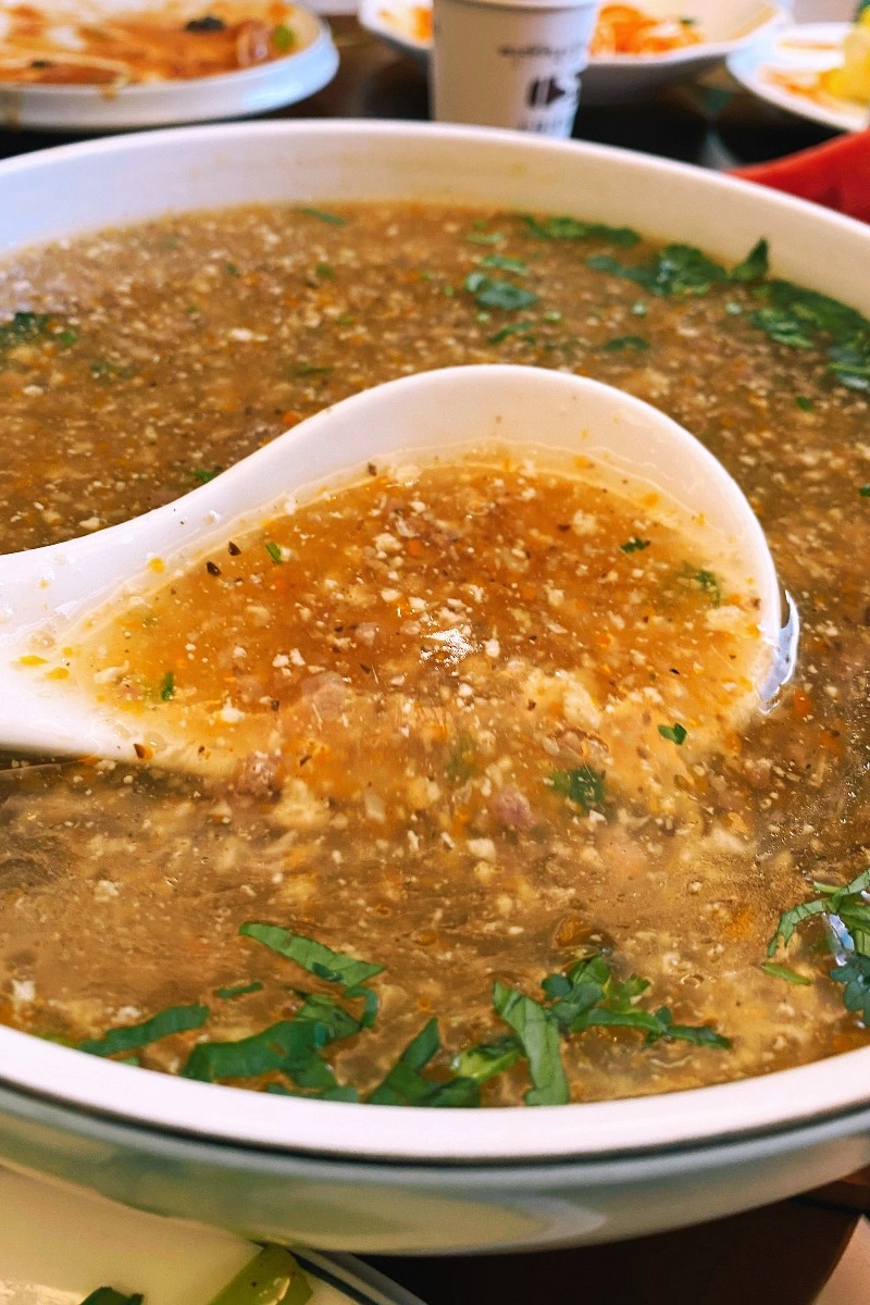 Imagen de De Pekín a Turpan: cien platos para entender China a bocados