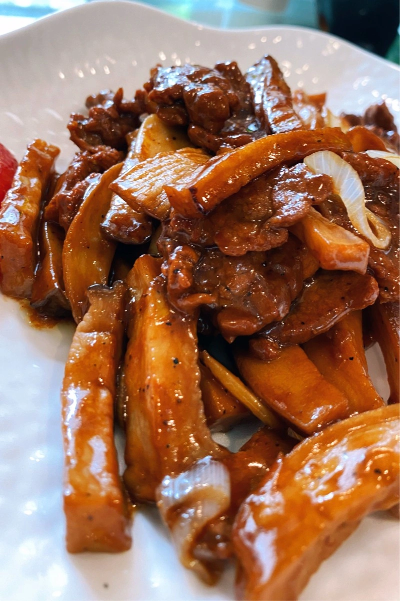 Imagen de De Pekín a Turpan: cien platos para entender China a bocados