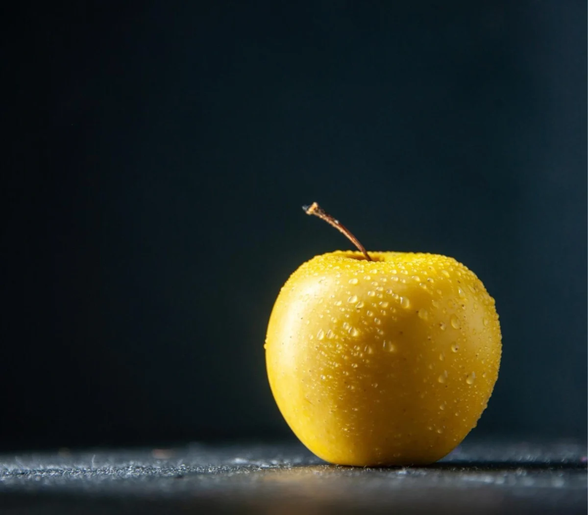 Imagen de Provocativa por fuera y discutible por dentro: el sabor de la fruta a examen