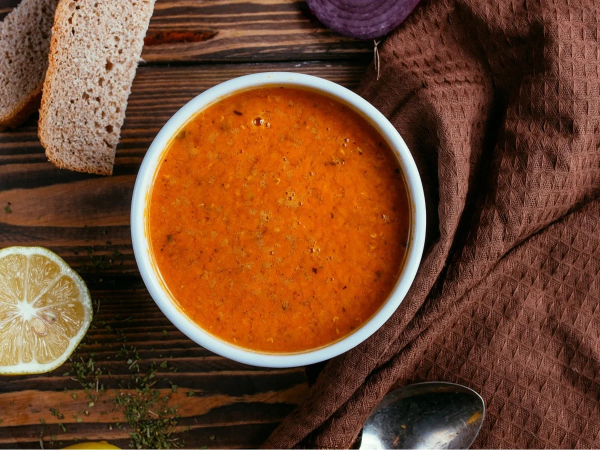 Imagen de Del consomé al dashi: los caldos que nos devuelven a la vida