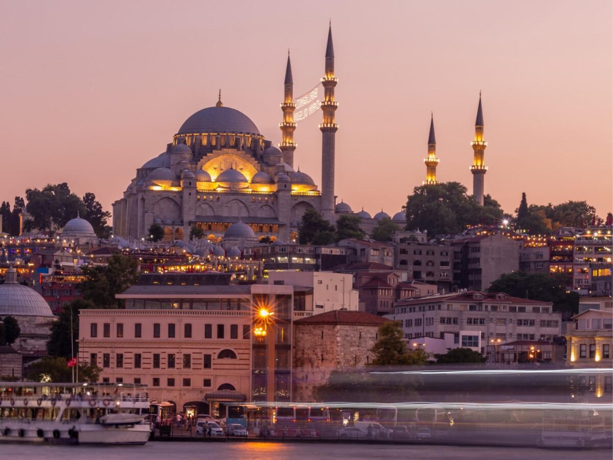 Imagen de "Un viaje como otro cualquiera", de Valentín Dieste: viajar más para volver menos idiota