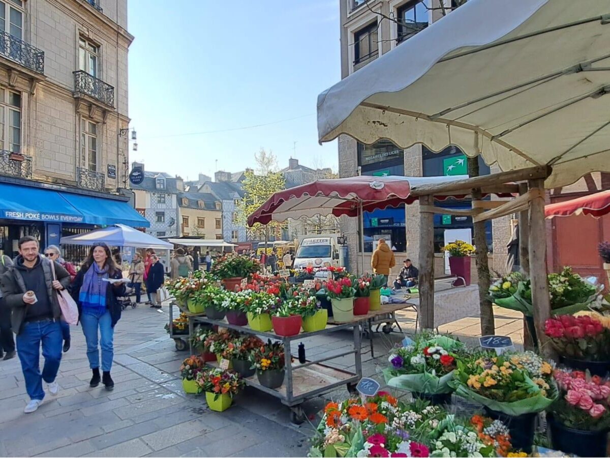 Imagen de Mercado de Les Lices en Rennes, el gran ritual gastronómico de Bretaña 2 Imagen de Mercado de Les Lices en Rennes, el gran ritual gastronómico de Bretaña