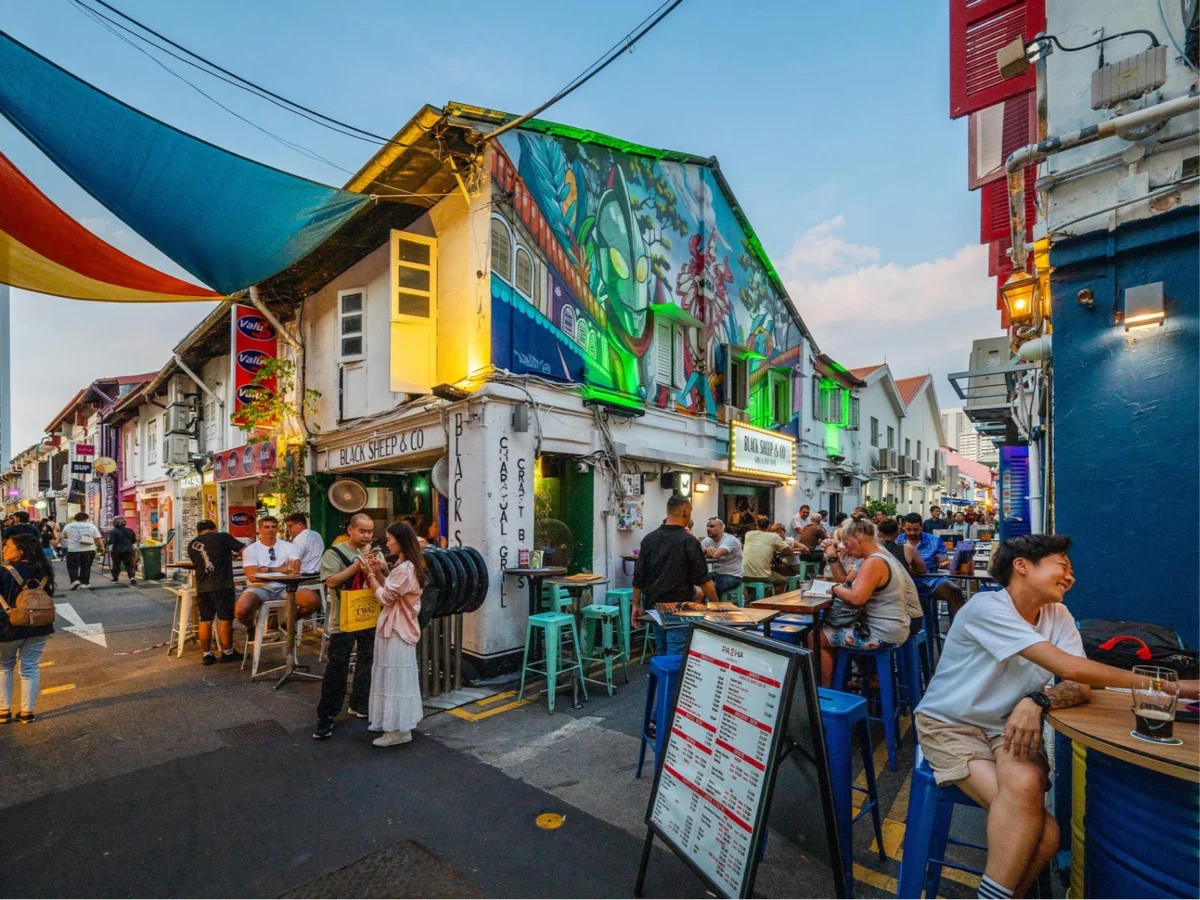 Imagen de Hawker centres de Singapur: el corazón gastronómico de la ciudad