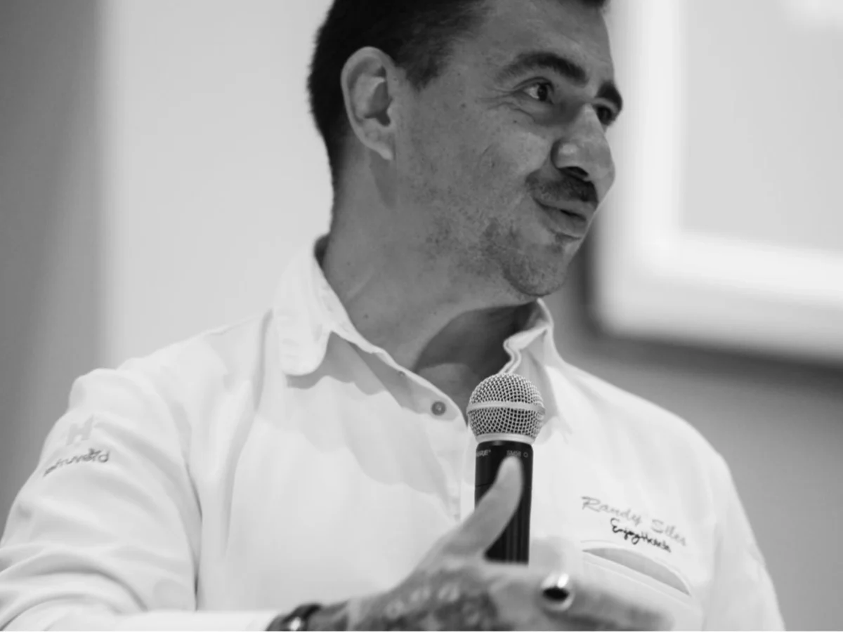 Imagen de Randy Siles, cocinar para cambiar las reglas del juego